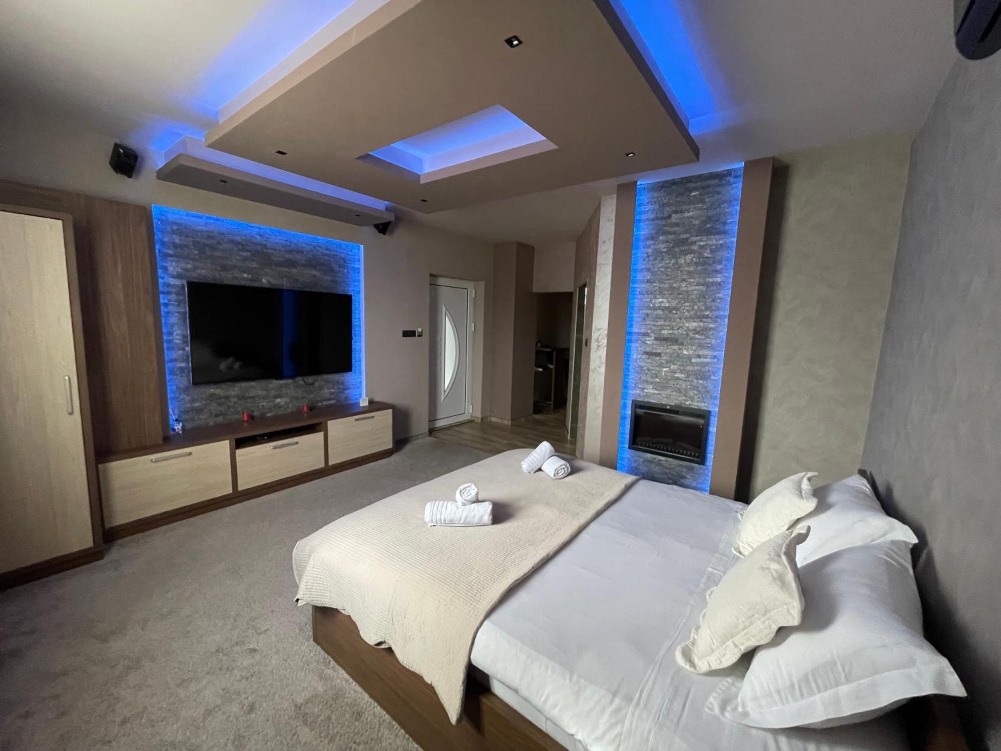 Apartmani Aso-Ler Kukujevci Esterno foto